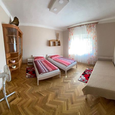 Edina Apartman バラトンレッレ エクステリア 写真
