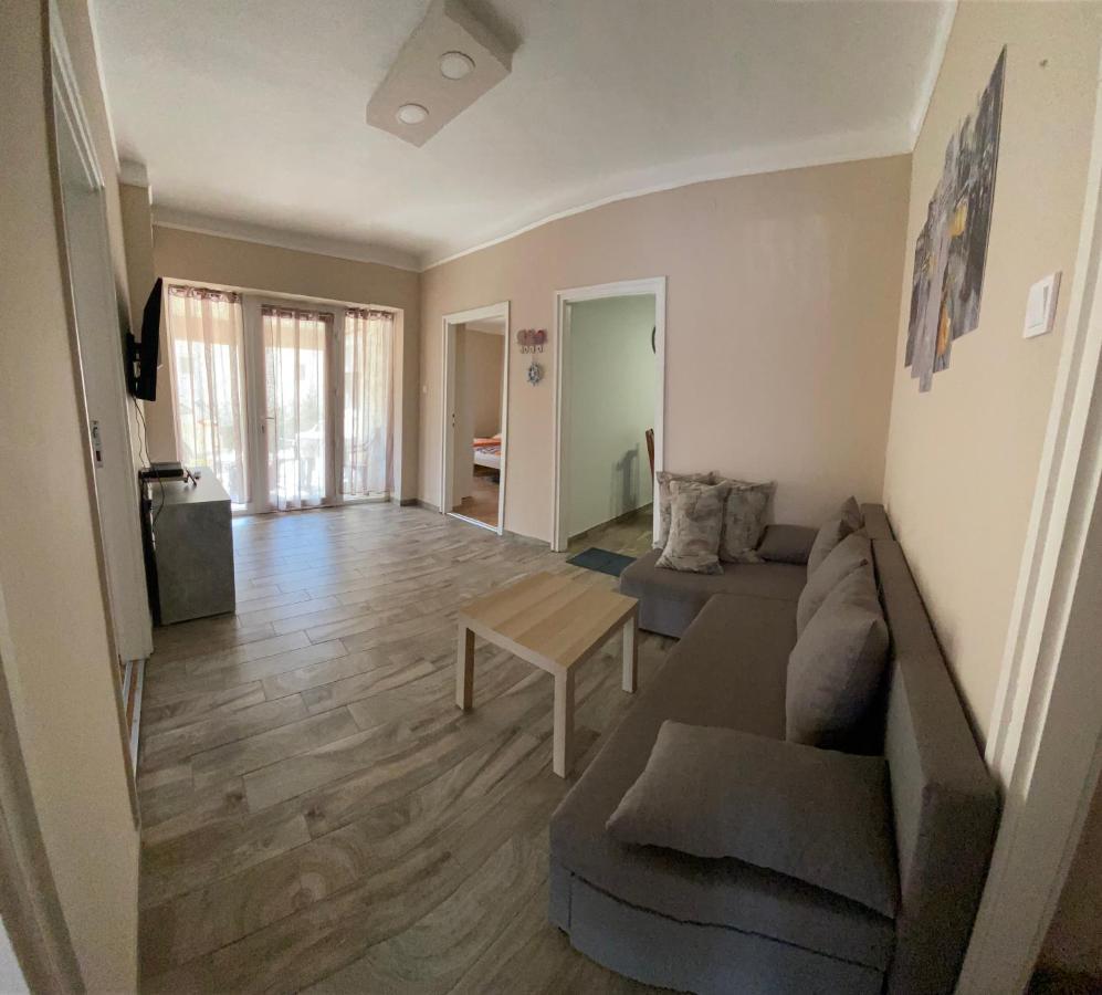 Edina Apartman バラトンレッレ エクステリア 写真