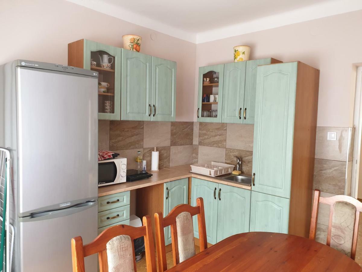 Edina Apartman バラトンレッレ エクステリア 写真